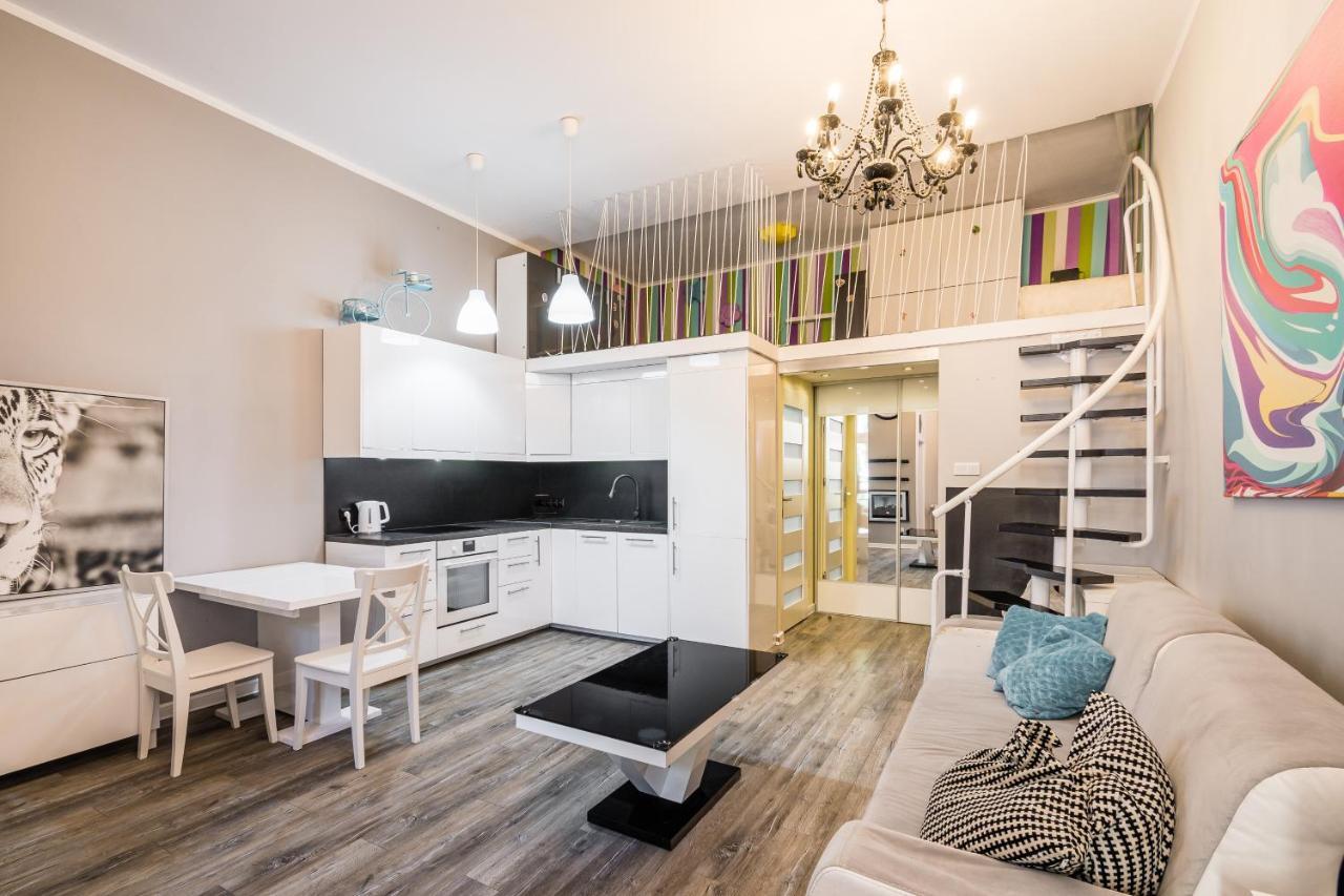 Apartament Glamour Konarskiego Wawelofts Krakow Bagian luar foto