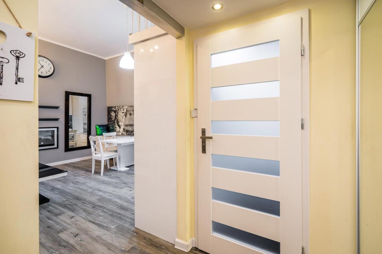 Apartament Glamour Konarskiego Wawelofts Krakow Bagian luar foto